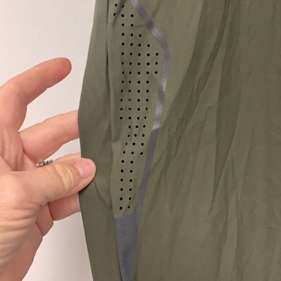 BA Leaf army green jogging pants size XXL - Picture 5 of 8